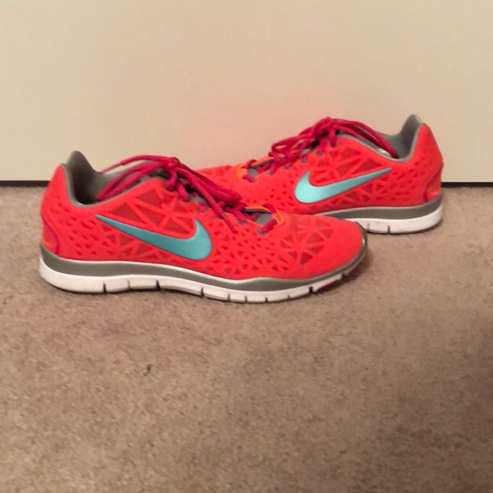 Women’s nike trainers